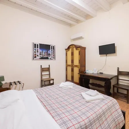 Le Stanze Nel Ghetto, By Short Holidays 3* בולוניה