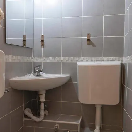 Le Stanze Nel Ghetto, By Short Holidays 3* בולוניה