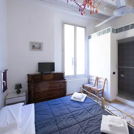 בית הארחה Le Stanze Nel Ghetto, By Short Holidays