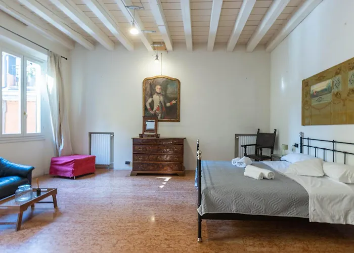 Konukevi Le Stanze Nel Ghetto, By Short Holidays 3*