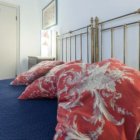 ゲストハウス Le Stanze Nel Ghetto, By Short Holidays ボローニャ