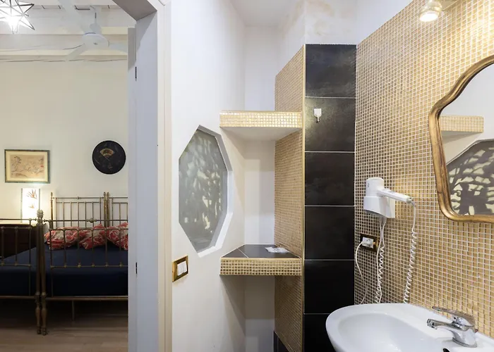 Le Stanze Nel Ghetto, By Short Holidays 3* 볼로냐