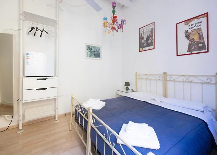 Guest house Le Stanze Nel Ghetto, By Short Holidays Bologna
