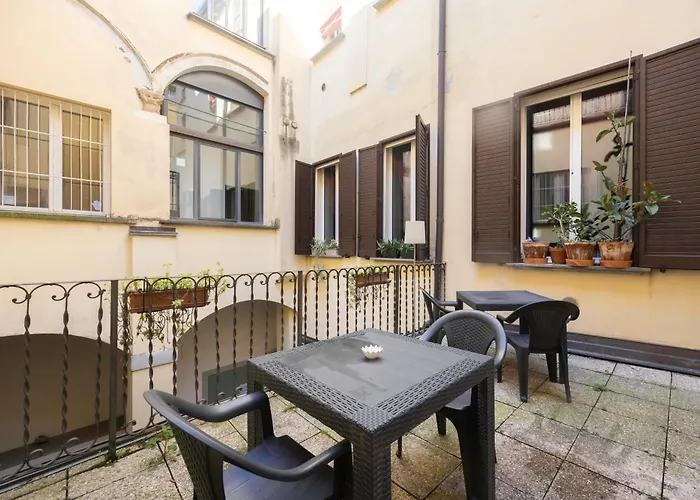 Guest house Le Stanze Nel Ghetto, By Short Holidays 3*